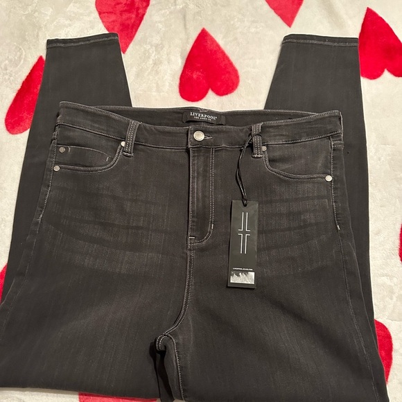 NWT Liverpool Los Ángeles High Rise Abby Skinny Silky Soft Jeans in Meteorite - Picture 13 of 15
